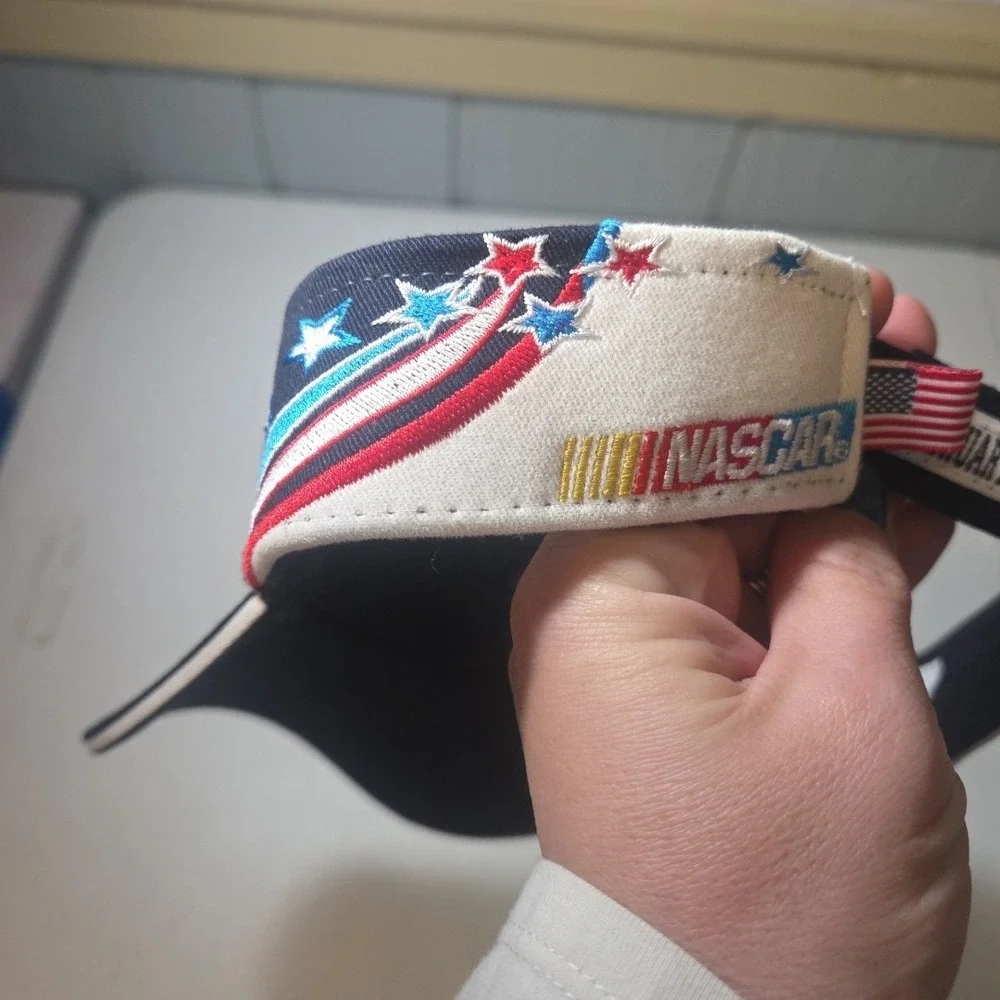 Daytona 500 56th Annual 2014 The Great American Race NASCAR Visor Shooting Stars